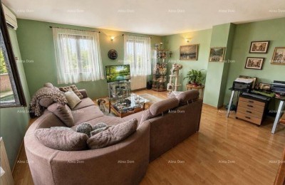 Dubbele woning met 572 m² grond, Nova Vas