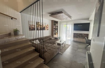 Moderne woning met ruime dakterras in Novigrad