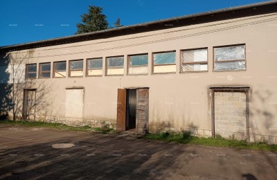 KRŠAN, Te koop – grote commerciële ruimte, 280 m²