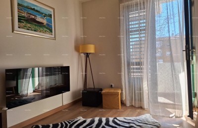 Appartement te koop in Rovinj, vlakbij het centrum en de zee