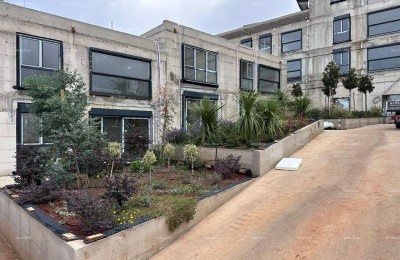 Verkoop van appartementen in een nieuw commercieel en residentieel project, Poreč, J01-gebouw J