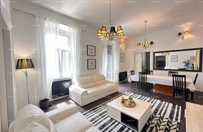 Uitstekende kans! Verkoop van een gerenoveerd appartement in het centrum met twee wooneenheden - Pula!