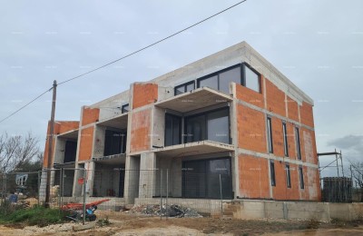 Verkoop van appartementen in aanbouw, 500 m van het strand en de zee, Zambratija - Umag!