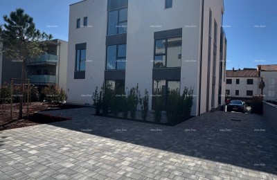 APPARTEMENT TE KOOP IN ROVINJ MET UITZICHT OP ZEE