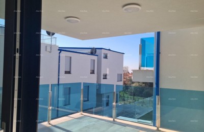 Moderne appartement met twee parkeerplaatsen, in blok B, nabij Umag! s2