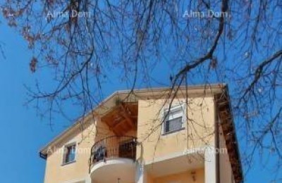 Rovinj – woon-werkgebouw met gevestigde bedrijfsvoering