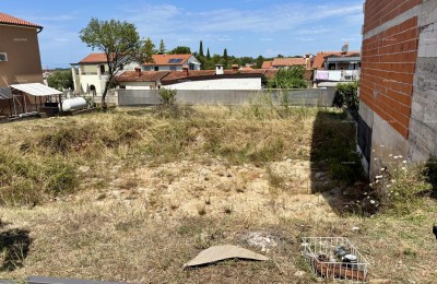 Rovinjsko selo – Bouwgrond, 586 m²