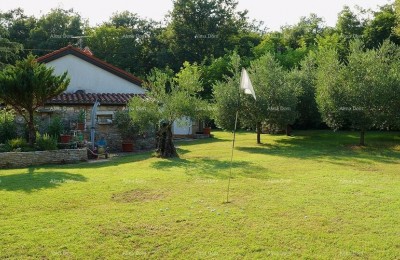 UMAG, Huis, 144 m², met grote tuin en zomerkeuken, volledig gerenoveerd!