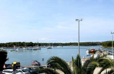 MEDULIN. Appartement te koop op een geweldige locatie, uitzicht op zee!