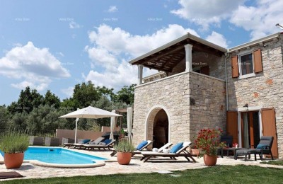 Een fantastisch huis met zwembad te koop, vlakbij Buja!