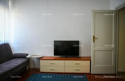 LABIN – DRIEKAMERAPPARTEMENT MET TUIN IN HET CENTRUM VAN DE STAD – 57 m²