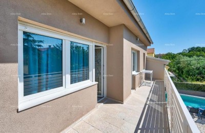 Te koop: huis met zwembad en uitzicht op zee - Ližnjan