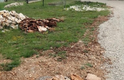 Duga Uvala, Bouwgrond 425 m²