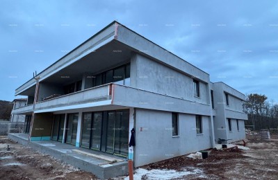 Verkoop - appartement in nieuwbouw met tuin en parkeerplaats, Rovi