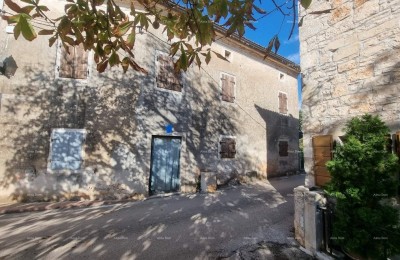 Istrisch huis te koop voor renovatie, Krnica