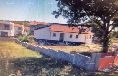 Bouwgrond te koop, Poreč, 1000m2