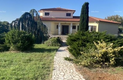 POMER, eerste rij aan zee, een huis met bouwgrond en een project voor een luxe villa