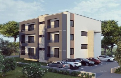 Bouwperceel met project voor een gebouw nabij het strand