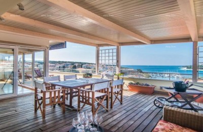 Verkoop - Prachtig huis met appartementen en restaurant, Pula! Uitzicht op zee!