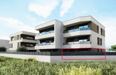 PULA, Valdebek - Appartement op de begane grond te koop met tuin / D1