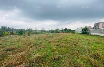 Bouwgrond in industriële zone, Banjole!