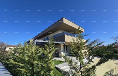 Moderne villa met zwembad en sauna, Marčana!