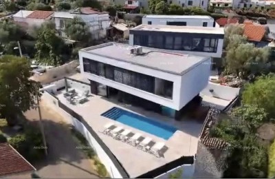 Luxe design villa met zwembad - omgeving Rovinj