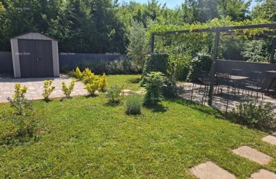 Appartement van 136 m2 op drie verdiepingen met tuin - omgeving van Poreč