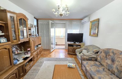 Ruim appartement in Pula, ideaal voor gezinnen!