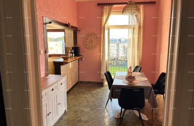 Pula – driekamerappartement van 96,33 m² met balkon