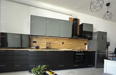 ZAMBRATIJA – APPARTEMENT 69 m², AAN DE ZEE