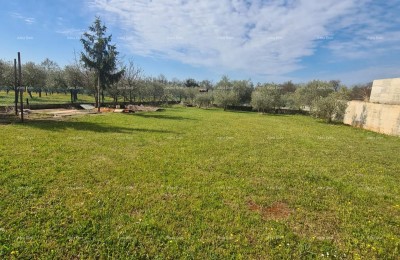 Prachtig bouwgrond – 600 m², Lovreć