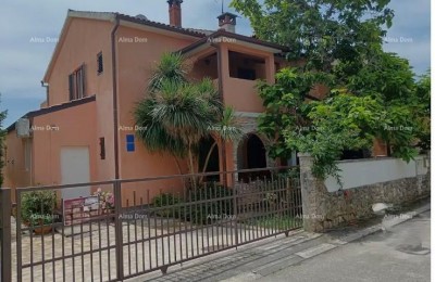 ROVINJ – APPARTEMENTENGEBOUW OP EEN RUSTIGE LOCATIE, IDEAAL VOOR INVESTERING