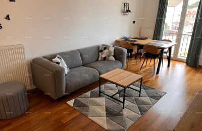 Verkoop van een modern, prachtig ingericht en gerenoveerd appartement, Fažana!