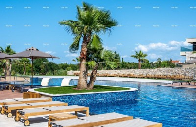 UMAG, Vrijstaande villa in een luxe resort! Uitzicht op zee! V 34