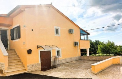 Huis Karojba