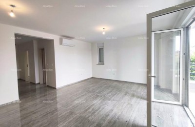 Stan met twee terrassen in een nieuwbouw, Žbandaj