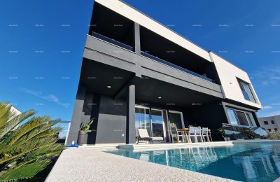 Te koop: luxe villa in Medulin - 100 m van de zee