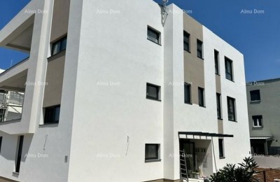 Te koop: Appartement in een kleiner gebouw met slechts vier appartementen!