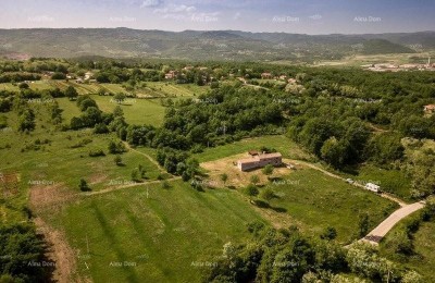 Istrische landgoed met uitzicht op Učka in Kršan