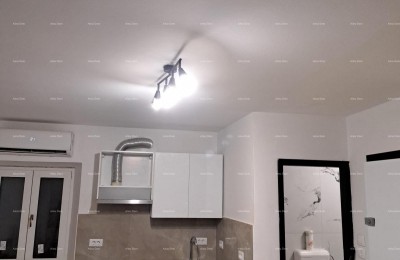 ŽMINJ – Mede-eigendomsdeel van een woning te koop (3 wooneenheden)
