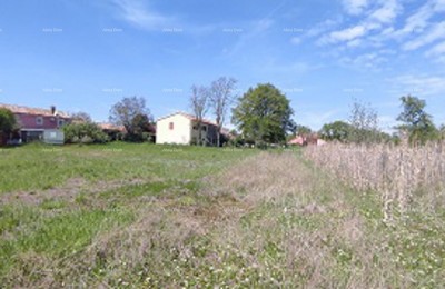 Poreč, vier bouwpercelen met een totale oppervlakte van 3.407 m²