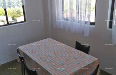 Verkoop van een appartement in een gezinswoning, Umag
