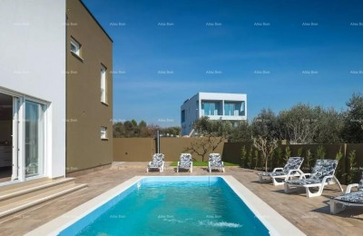 Prachtig modern huis met uitzicht op zee - Fažana!