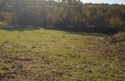 Bouwgrond te koop op een rustige locatie, Kaštel