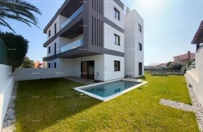 RESERVED - PREMANTURA - appartement met tuin en zwembad, 500 m van de zee (101)