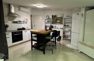 Tweekamerappartement te koop, Novigrad