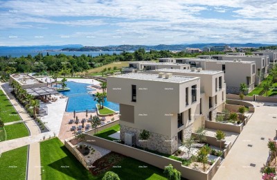 UMAG, Vrijstaande villa in een luxe resort! Uitzicht op zee! V 26