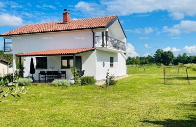 Radeki Glavica, Loborika – Huis met bouwgrond, olijfgaard en boomgaard
