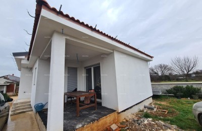 PULA!  HUIS TE KOOP - RUSTIGE LOCATIE.